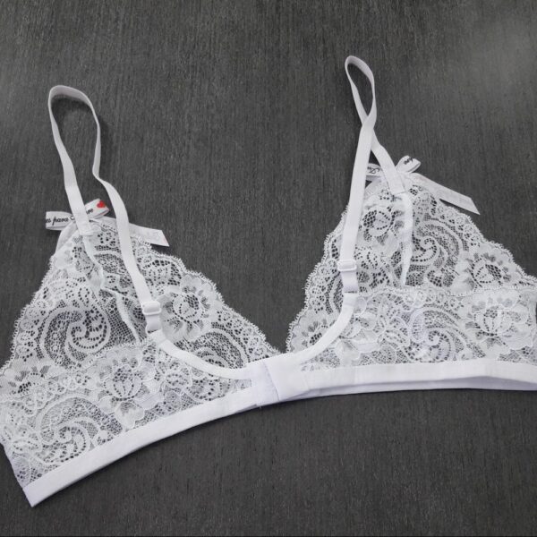 Conjunto Sensual Renda Decote V e Calcinha Fio - Imagem 2