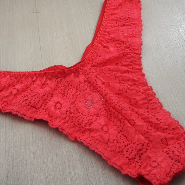 Calcinha Plus Size Sensual em Renda Rosset com Laço de Cetim - Imagem 5