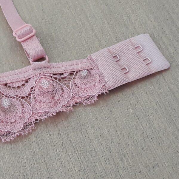 Sutiã Renda Lingerie com Bojo e Aro Microfibra e Strappy - Imagem 2