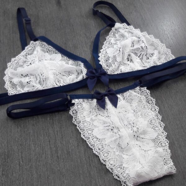 Conjunto Lingerie Strappy Renda Poliamida e Tanga Regulável - Imagem 2