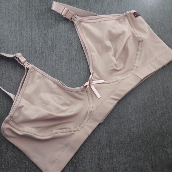 Sutiã Plus Size Sem Arco Amamentação com Frente Destacável - Imagem 3