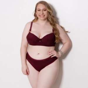 Conjunto Plus Size Lingerie com Bojo Drapeado e Renda