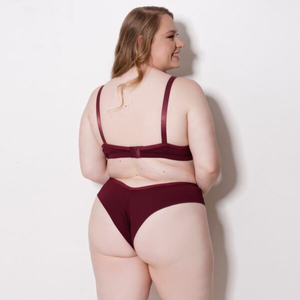Conjunto Plus Size Lingerie com Bojo Drapeado e Renda - Imagem 2