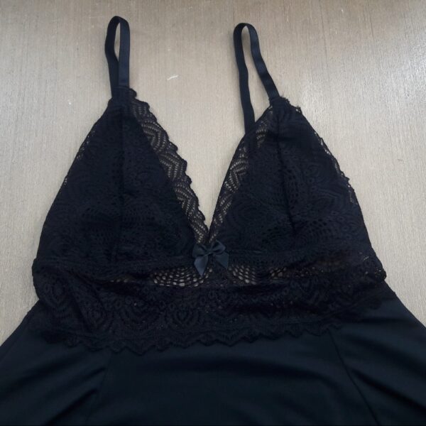Camisola Sensual em Poliéster com Renda no Busto e Barra - Imagem 9