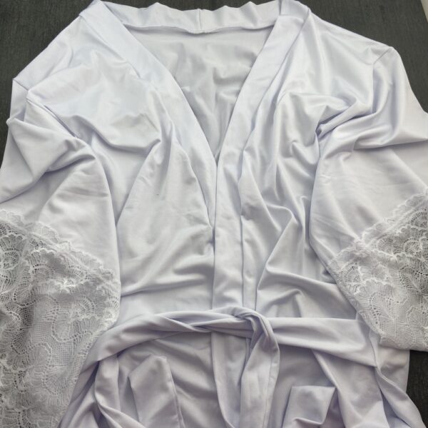 Robe Plus Size Microfibra e Renda com Manga 3/4 e Amarração - Imagem 6